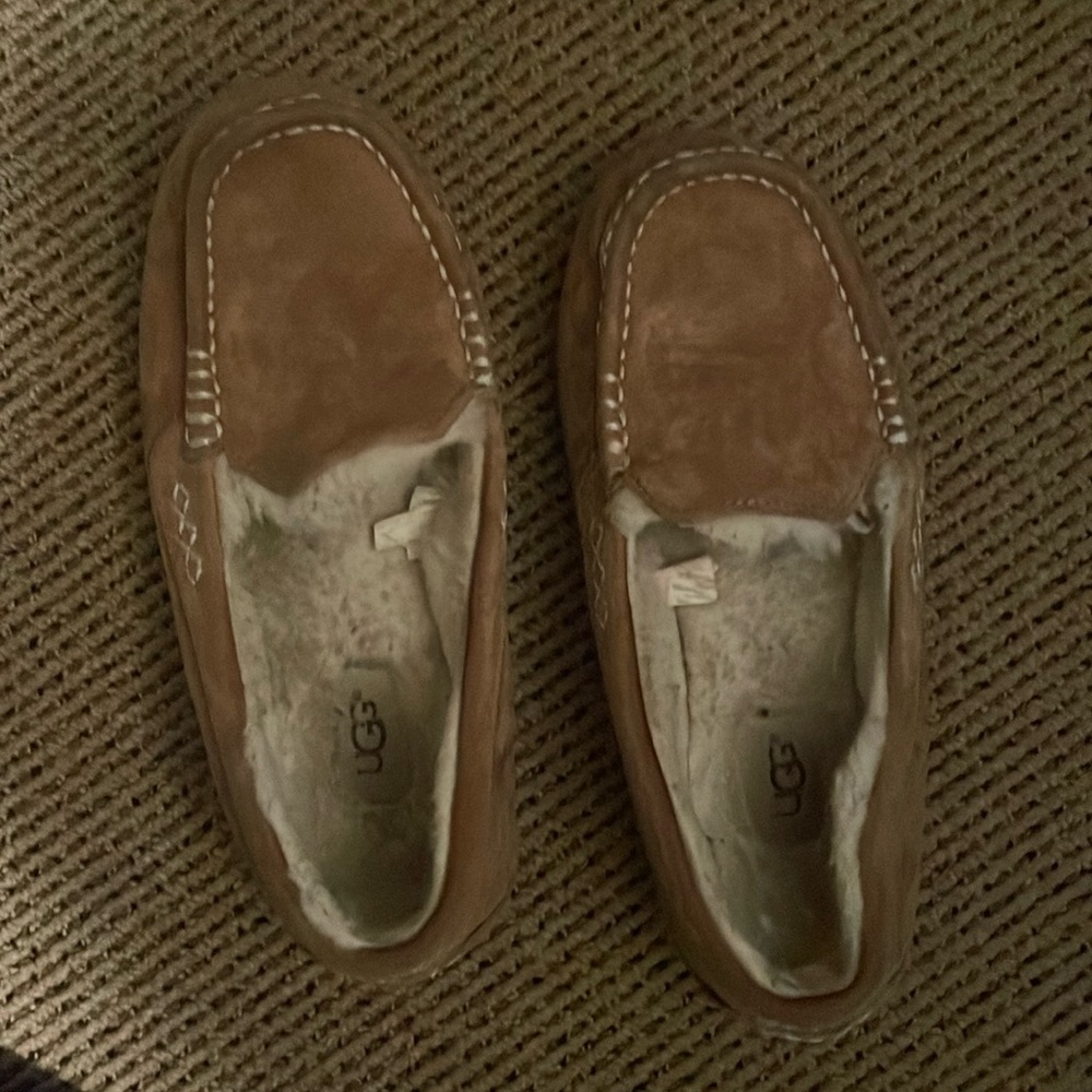 Ugg slippers